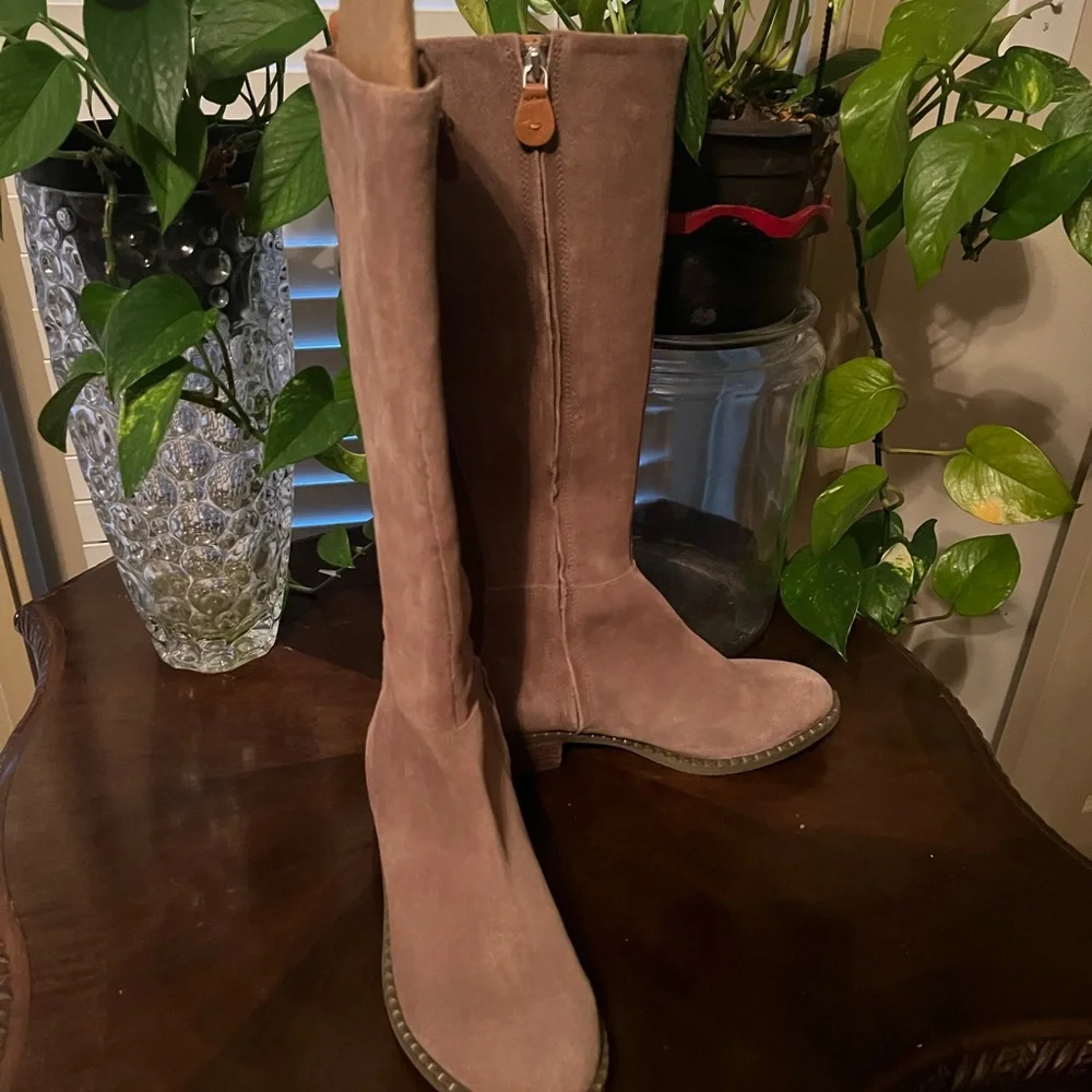Kenneth Cole Riding Style Boots - Picture 1 of 4